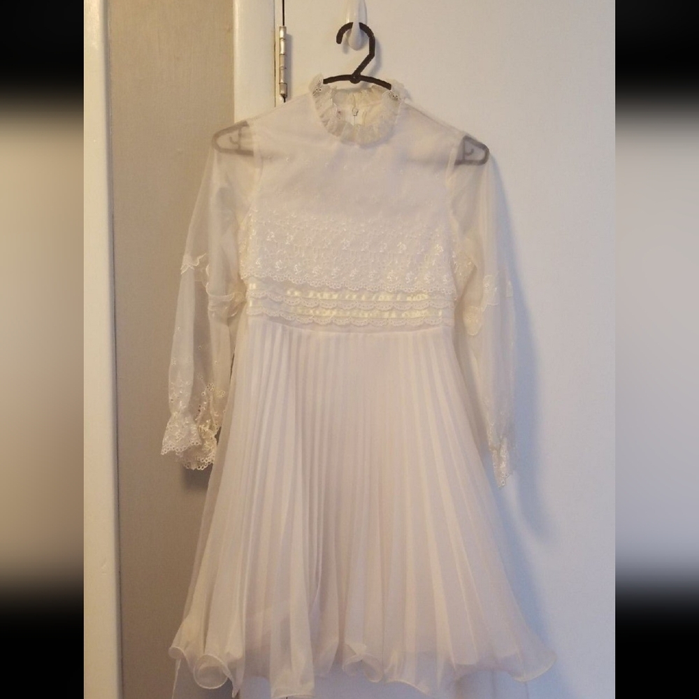 Elegant White Lace Kids Dress